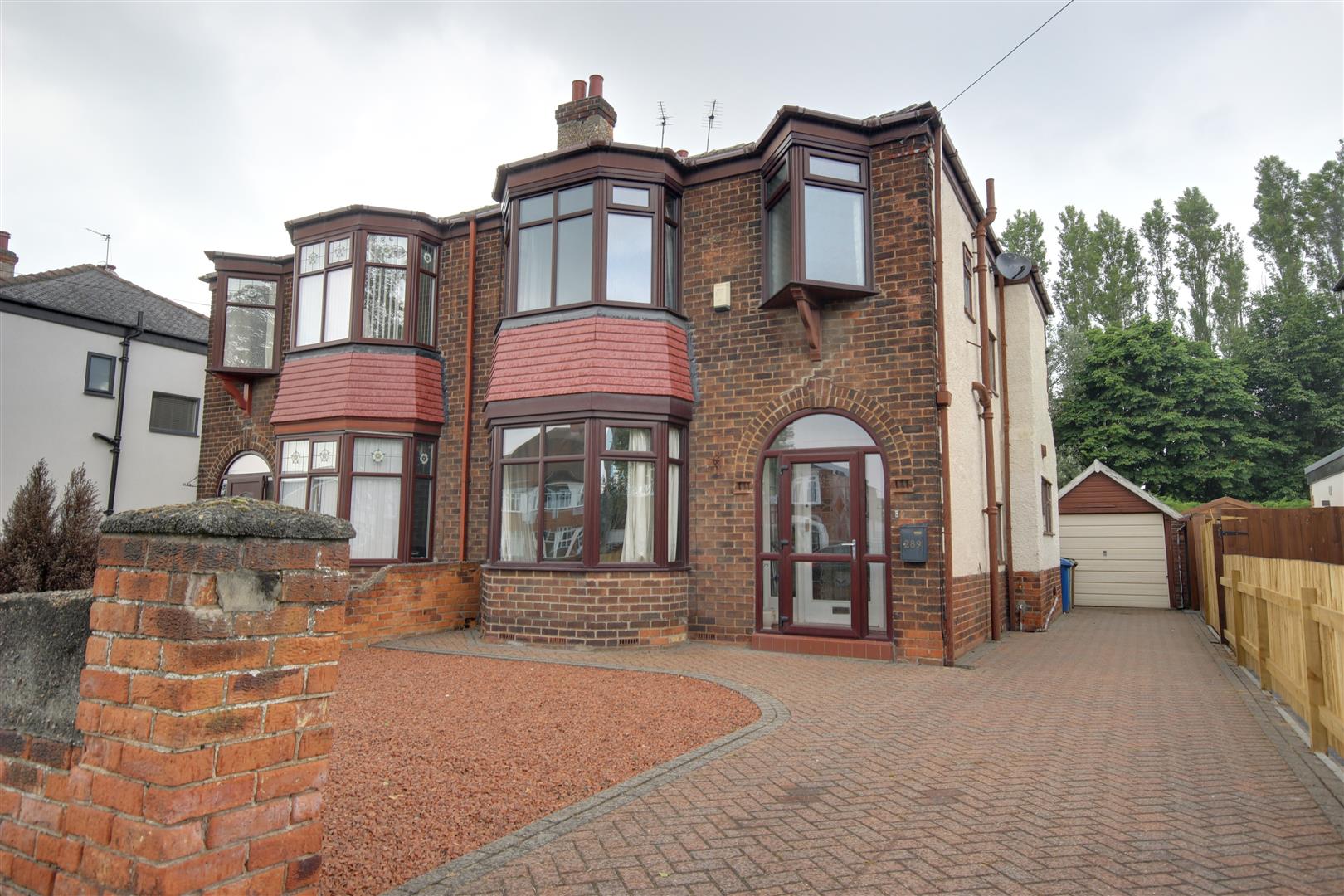 Matthew Limb Property for sale in West Hull